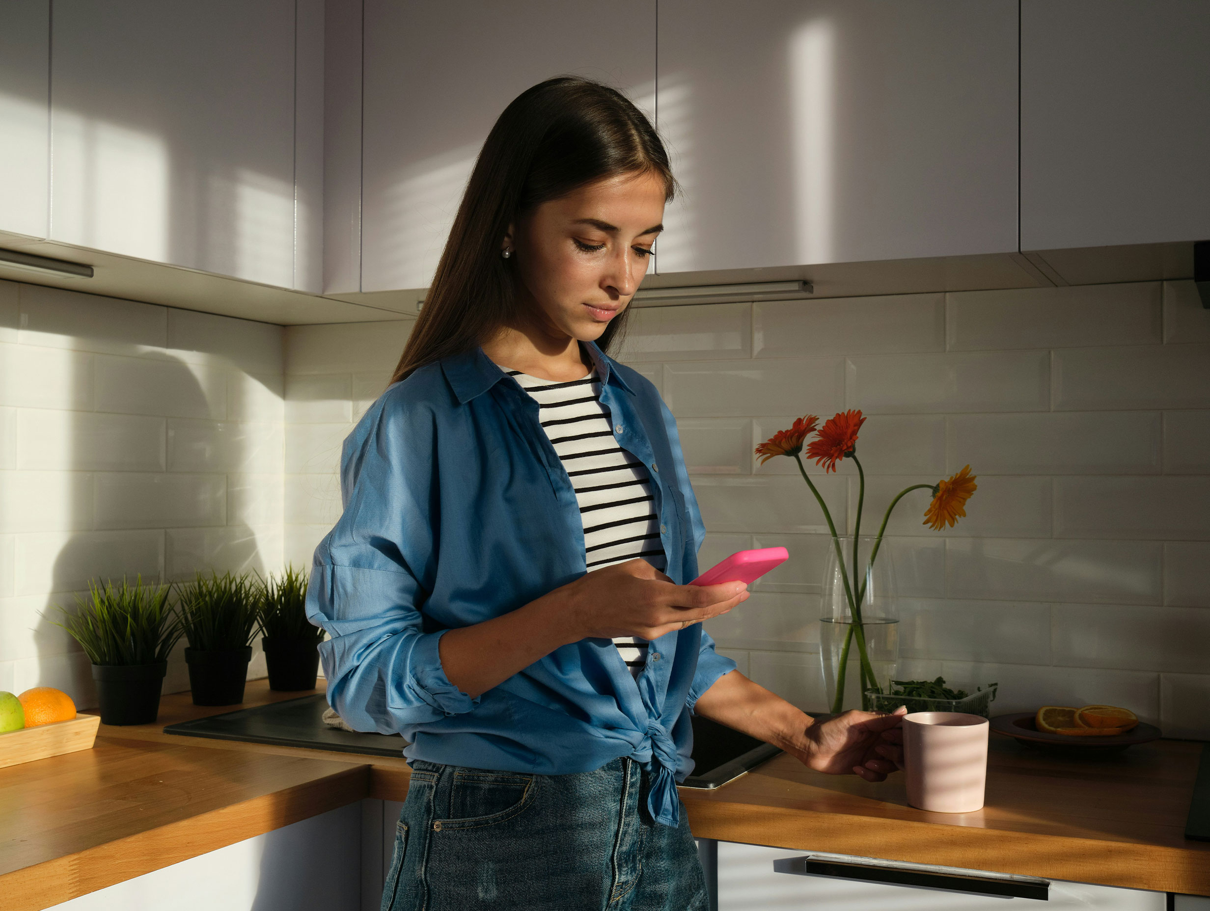 “The launch of the KURVE web-app and the further addition of dual utility functionality since the specification of Phase 1 of 250 City Road presented a great opportunity for us to add extra value for our residents by giving them a user-friendly one-stop-shop to manage all their energy services. We have also been able to pass on significant savings because KURVE avoids the need to install wall-mounted display units in each home.”